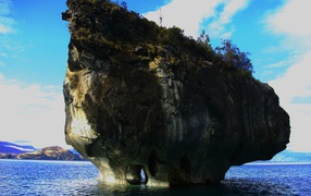 Остров в виде гриба в Чили