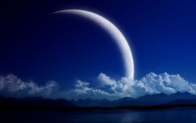 Очень большая луна