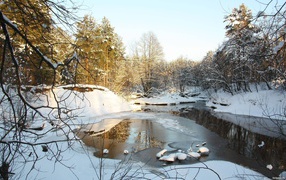  Spring River in the snow