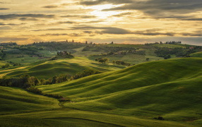 Красочный пейзаж с закатом