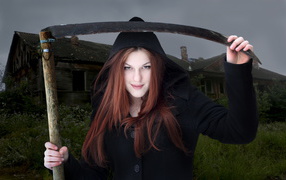 Милая девушка с косой