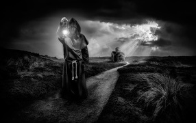 Монах на тропе