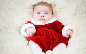 Очаровательная девочка