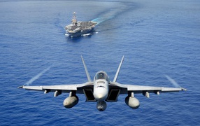 Взлет истребителя с авианосца