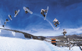 Прыжок сноубордиста