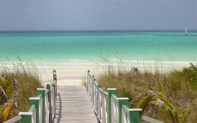 Дорожка к пляжу на Бали