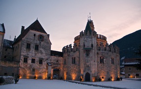 Замок в городе Нойштифт, Австрия