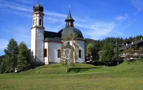 Церковь на курорте Зеефельд, Австрия