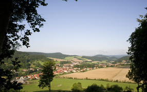 Поля в окрестностях города Лэнгенфельд, Австрия