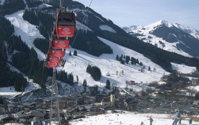 Подъемник на горнолыжном курорте Заальбах Хинтерглем, Австрия