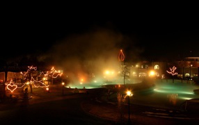 Ночные огни на курорте Бад Лойперсдорф, Австрия