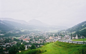 Панорама города на горнолыжном курорте Шладминг, Австрия
