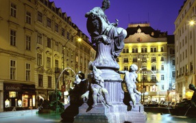 Скульптура с фонтаном в городе Вена, Австрия