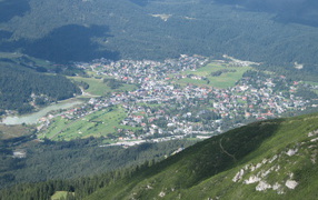 Летний пейзаж на курорте Зеефельд, Австрия