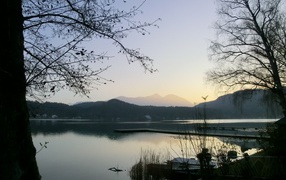 Закат на озере Клопайнер Зее, Австрия