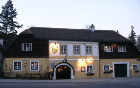 Городской дом в городе Нойштифт, Австрия