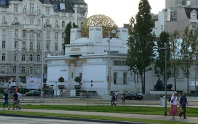 Прогулка по улице в городе Вена, Австрия