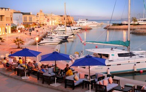 Прибрежное кафе на курорте Эль Гуна, Египет