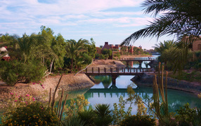 Мосты на курорте Мирамар Круести, Франция