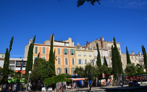 Городская улица в городе Марсель, Франция