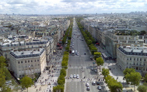 Городская улица в Париже, Франция