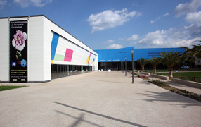 Экспоцентр на курорте Манделье ля Напуль, Франция