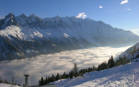 Туман на курорте Шамони, Франция