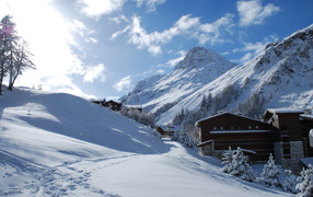 Дом у подножия горы на горнолыжном курорте Валь д'Изер, Франция