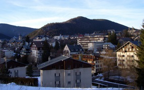 Город на курорте Виллар-де-Ланс, Франция