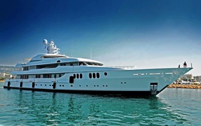 Роскошная яхта в Каннах, Франция