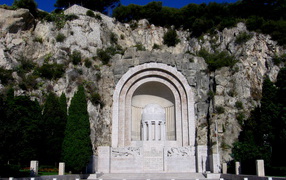 Памятник в городе Ницца, Франция