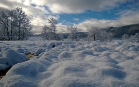 Горный ручей на курорте Виллар-де-Ланс, Франция