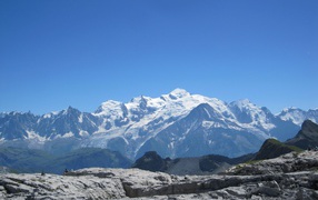 Горные вершины на горнолыжном курорте Самоен, Франция