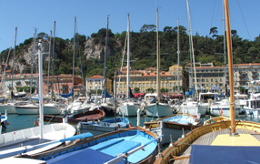 Порт в городе Ницца, Франция