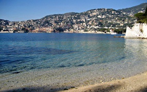 Морской залив на курорте Сен-Жан-Кап-Ферра, Франция