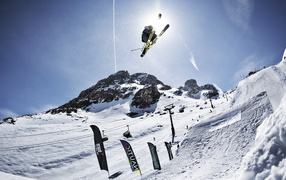 Катание на лыжах на горнолыжном курорте Тинь, Франция