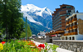 Сквер на курорте Шамони, Франция