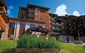 Летний пейзаж на горнолыжном курорте Мерибель, Франция