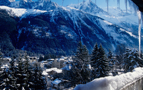 Вид с балкона на курорте Шамони, Франция