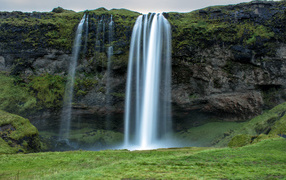 Водопад Селйяландсфосс, Исландия
