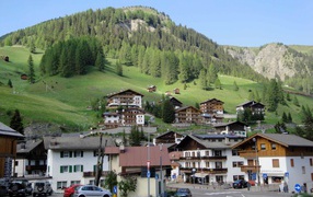 Город на горнолыжном курорте Арабба, Италия