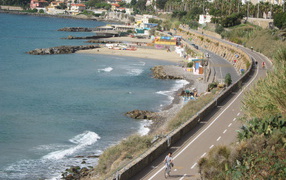 Набережная в Санто Стефано аль Маре, Италия