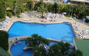 Бассейн в отеле на курорте Абано Терме, Италия