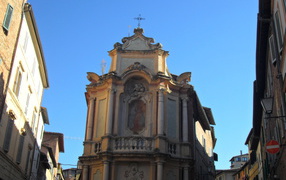 Узкие улочки в Сиене, Италия