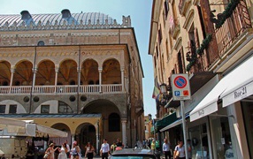 Старинные улочки в Падуе, Италия