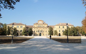 Дворец в Парме, Италия