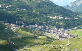 Panorama ski resort Cervinia, Italy