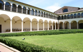 Внутренний дворик в Перудже, Италия