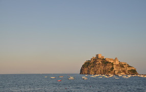 Жемчужина в море остров Искья, Италия