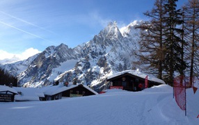 Горнолыжная база на курорте Курмайор, Италия